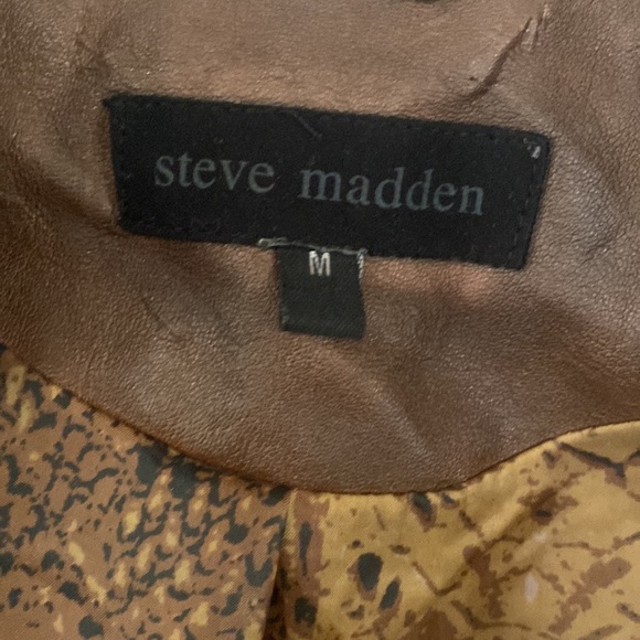 Leather jacket - Picture 2 of 5